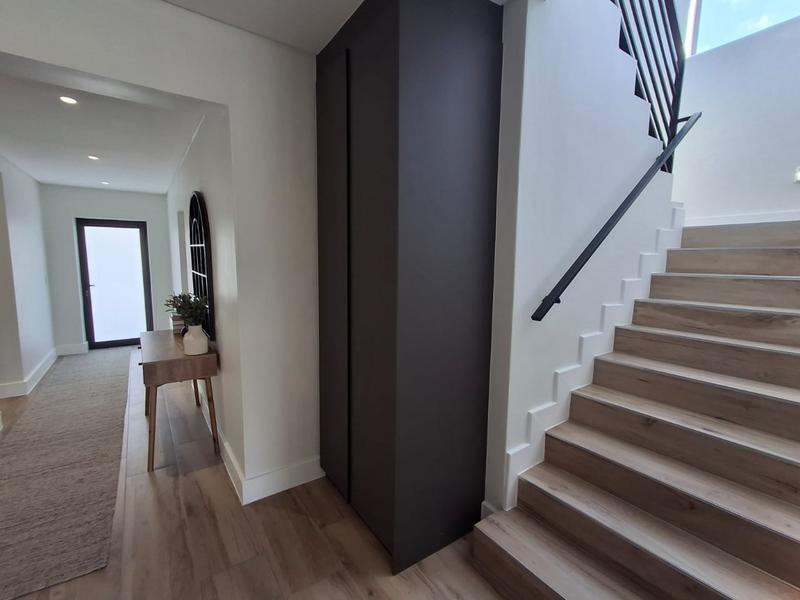 To Let 4 Bedroom Property for Rent in Aan de Wijnlanden Western Cape